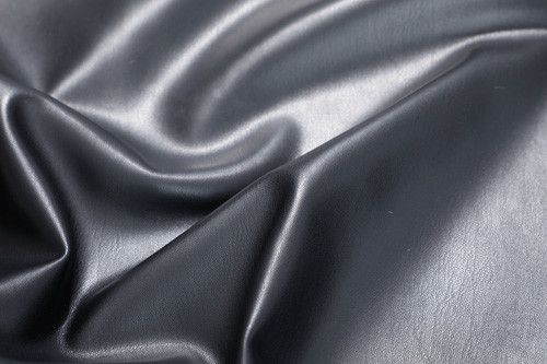 El artículo sólido negro de cuero permeable de la PU del 137cm para Outwear
