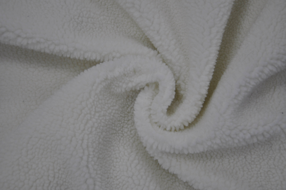 Poliéster 100% el 150cm CW o tela ajustable de 300gsm falsa Sherpa