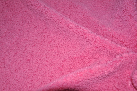 la falsa Sherpa tela del 150cm recicló el modelo 500gsm del telar jacquar de la piel del poliéster