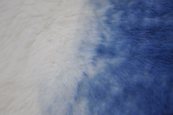 la pendiente azul-blanca del telar jacquar del 150cm enriquece sus decoraciones y estilo casero