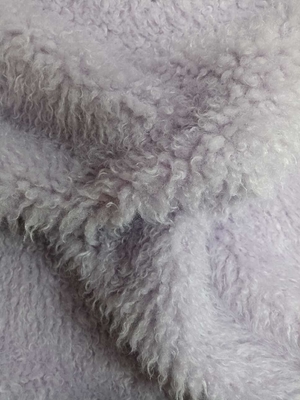 Tejido de peluche rizado de punto de curva es suave y cómodo, 100% poliéster